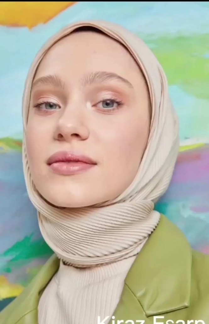 Fresh Scarfs Bej (Orijinal) Piliseli Eşarp - Görsel 2