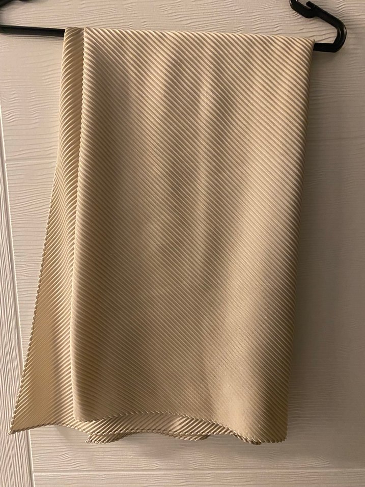 Fresh Scarfs Bej (Orijinal) Piliseli Eşarp - Görsel 3