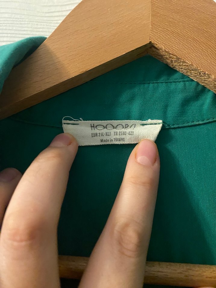 Hoops Türbe Yeşili Düğmeli Kadın Gömlek - Görsel 3