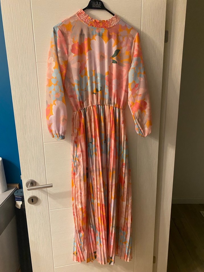 Trendyol Milla Pembe çok renkli Piliseli Uzun çiçekli Elbise - Görsel 5