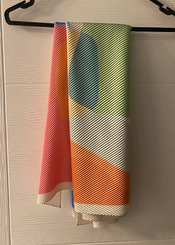 Fresh Scarfs (Orijinal) Renkli Piliseli Eşarp - Görsel 2