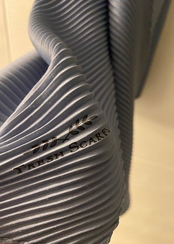 Fresh Scarfs (Orijinal) Mavi Piliseli Eşarp - Görsel 4