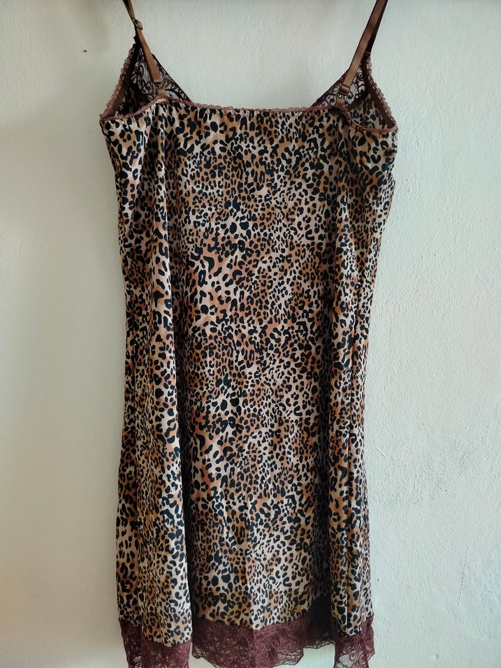 Leopar Desenli Kahverengi Mini İp Askılı Gecelik - Görsel 5