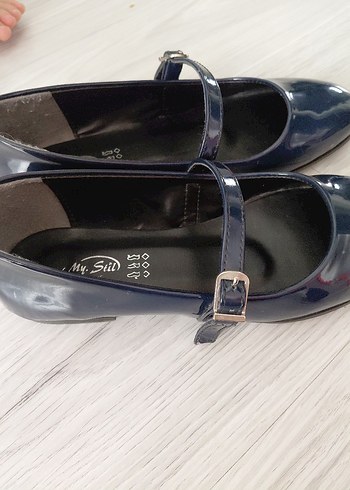 Kızlar için Koyu Mavi Tokalı Babet - Görsel 2