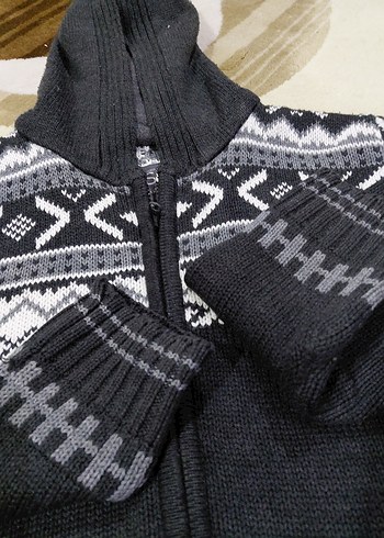 Erkek Gri Kapüşonlu Örgü Hırka - Görsel 4