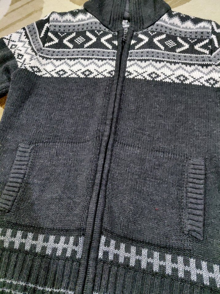 Erkek Gri Kapüşonlu Örgü Hırka - Görsel 3