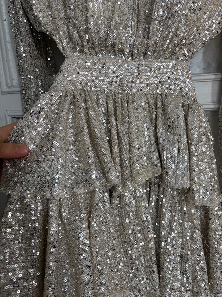 Parlak İşlemeli V Yaka Uzun Abiye Elbise - Görsel 2