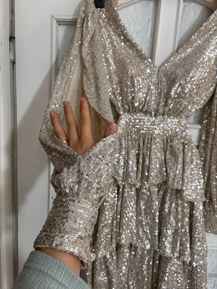 Parlak İşlemeli V Yaka Uzun Abiye Elbise - Görsel 5