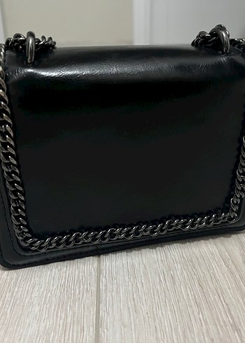 Zincir Detaylı Siyah Deri Zara mini çanta - Görsel 5