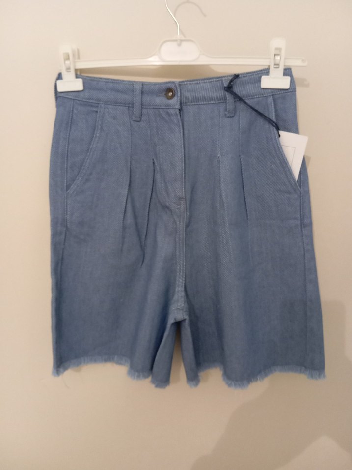 Gevşek Kesim Mini Kot Şort - Görsel 5