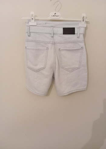 Düğmeli Buzul Mavi Kadın Kot Şort - Görsel 2