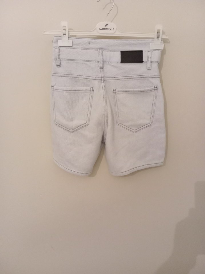 Düğmeli Buzul Mavi Kadın Kot Şort - Görsel 2