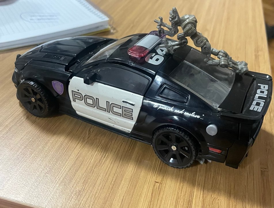 Transformers Barricade Humman Allience Figür - Görsel 2