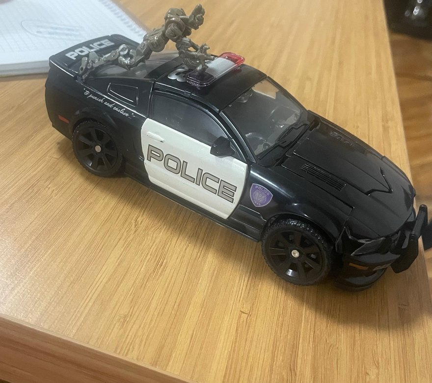 Transformers Barricade Humman Allience Figür - Görsel 4