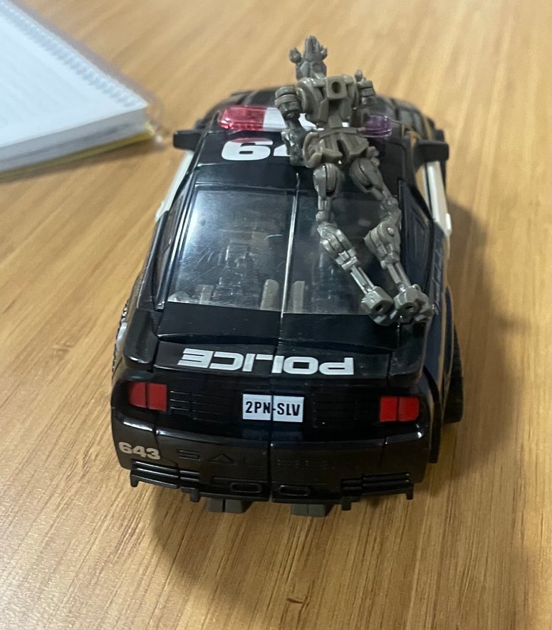 Transformers Barricade Humman Allience Figür - Görsel 3