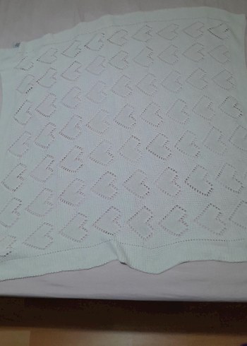 Beyaz Örgü Çocuk Battaniyesi - Görsel 3