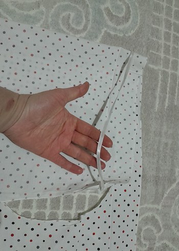 Gri Puantiyeli Emzirme önlüğü - Görsel 3