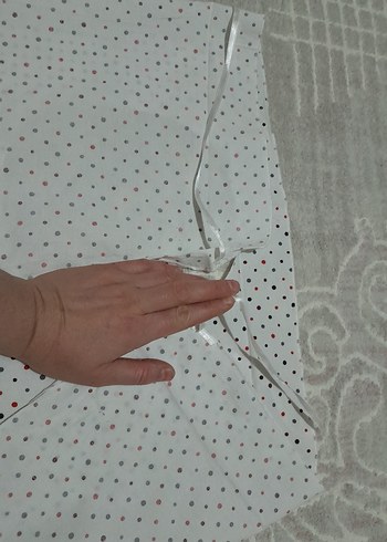 Gri Puantiyeli Emzirme önlüğü - Görsel 4