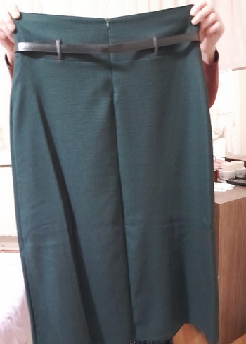 Kemer Detaylı Midi Koyu Yeşil Kadın Etek - Görsel 3