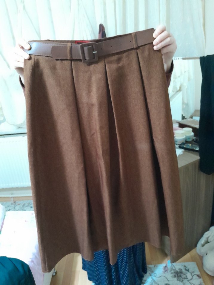 Dökümlü Kahverengi Midi Keten Etek - Görsel 3