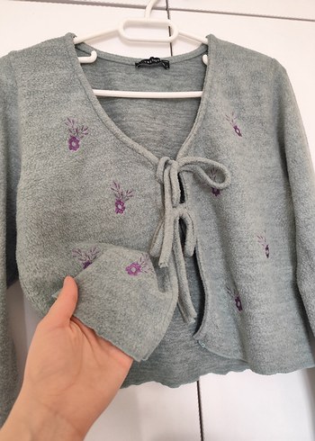 Gri Nakışlı Örgü Kadın Hırka - Görsel 3