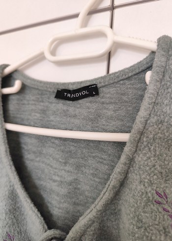 Gri Nakışlı Örgü Kadın Hırka - Görsel 4