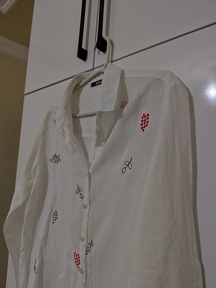 Nakışlı Beyaz Pamuklu Kadın Gömlek - Görsel 4