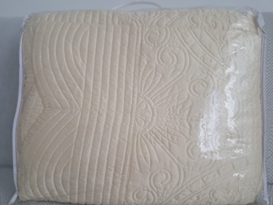 Bej Baskılı Çift Kişilik Yatak Örtüsü - Görsel 4