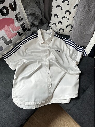 Adidas gömlek