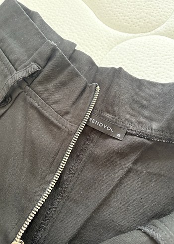 Siyah Keten Mini Kumaş Pantolon - Görsel 2