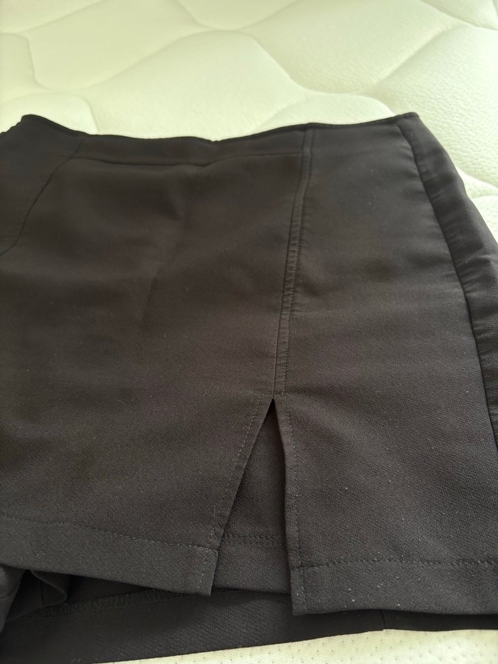 Siyah Mini Pilili Kadın Etek - Görsel 2