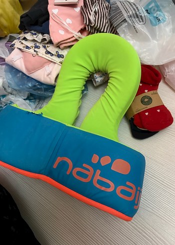 Renkli Halter Yaka Erkek Çocuk Yeleği - Görsel 2