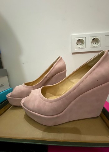 Pudra Süet Kadın Dolgu Topuklu Ayakkabı - Görsel 2