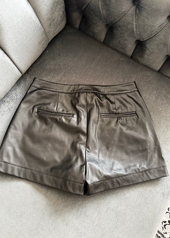 Kadın Siyah Mini Deri Şort - Görsel 5