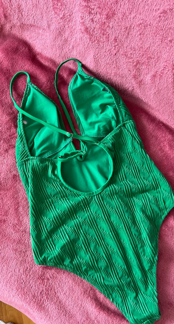Kadın Parlak Yeşil Pilili Strappy Mayo-Body Bluz - Görsel 3