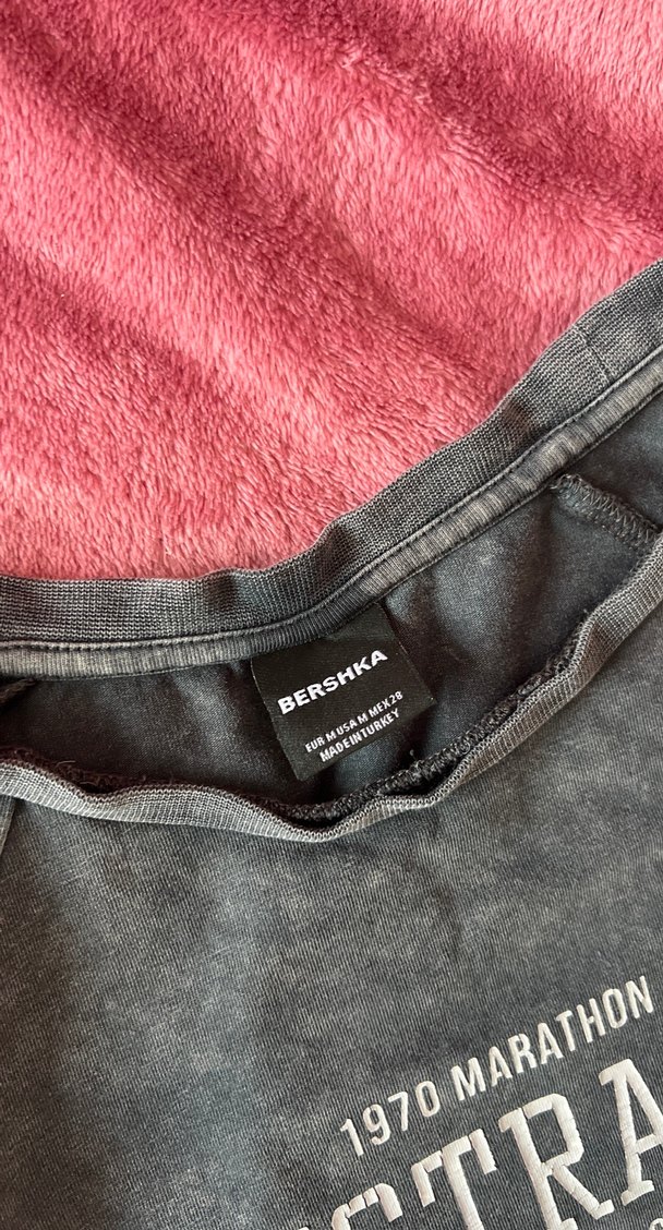 Gri Baskılı Kısa Kollu Tişörtü - Görsel 2