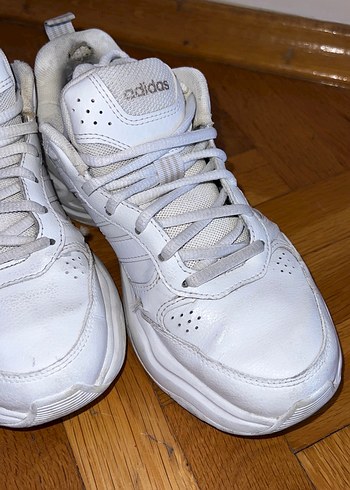 Beyaz Bağcıklı Kadın Spor Ayakkabı - Görsel 3