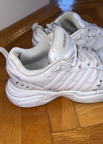 Beyaz Bağcıklı Kadın Spor Ayakkabı - Görsel 4