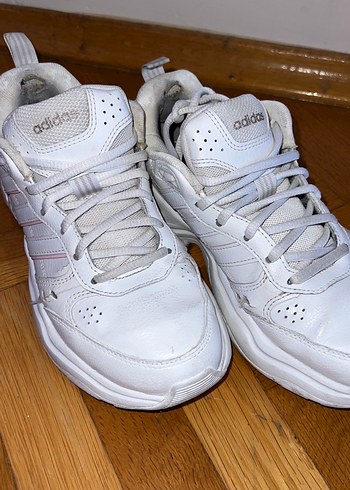 Beyaz Bağcıklı Kadın Spor Ayakkabı - Görsel 2