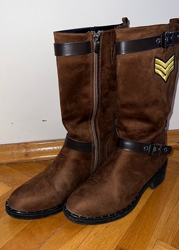 Kahverengi Süet Tokalı Kadın Bot - Görsel 4