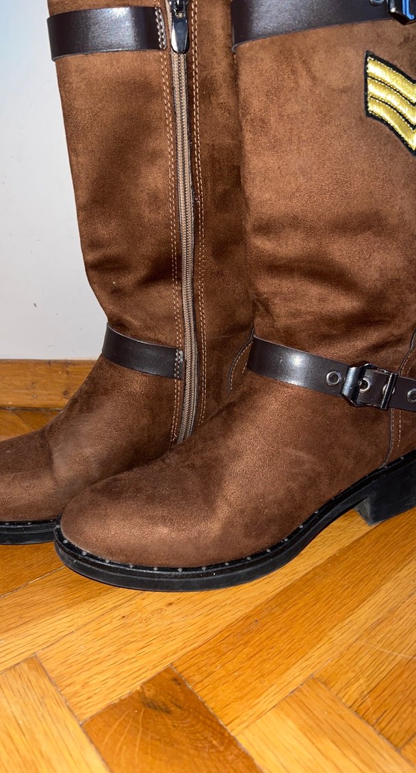 Kahverengi Süet Tokalı Kadın Bot - Görsel 3