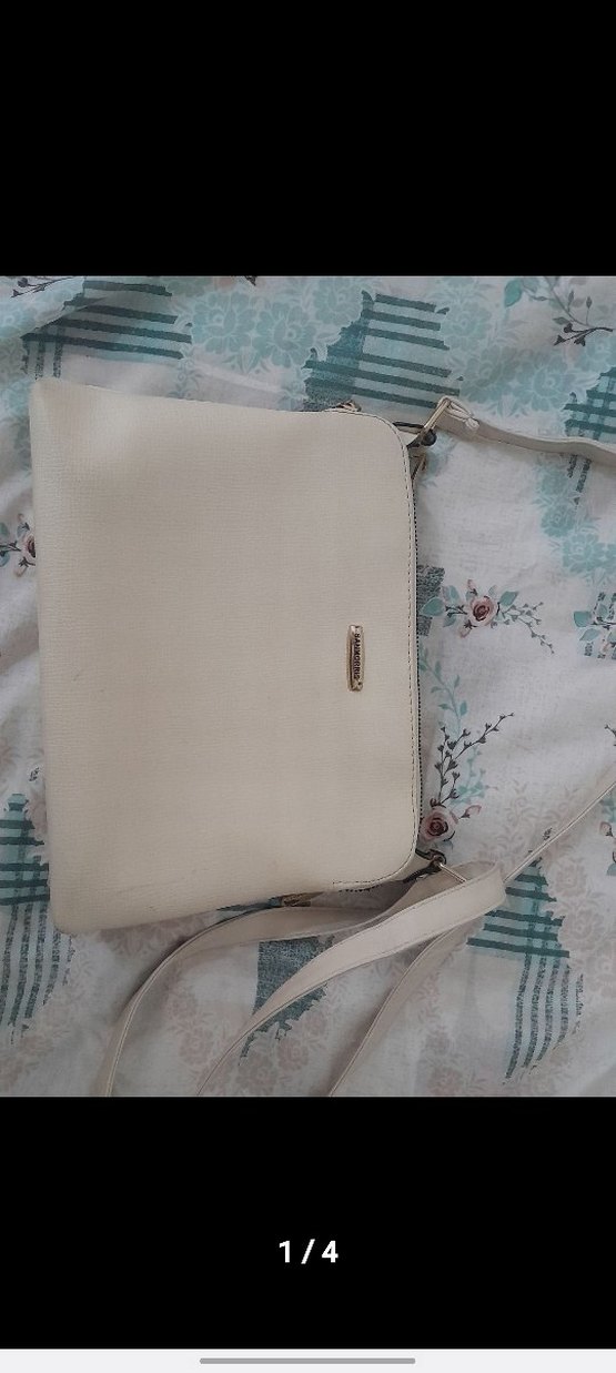 Minimalist Beyaz Kadın El Çantası - Görsel 3