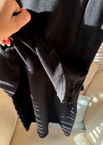 Stradivarius S beden siyah penye elbise - Görsel 4