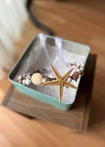 Deniz yıldızlı ve deniz kabuklu taç - Görsel 2