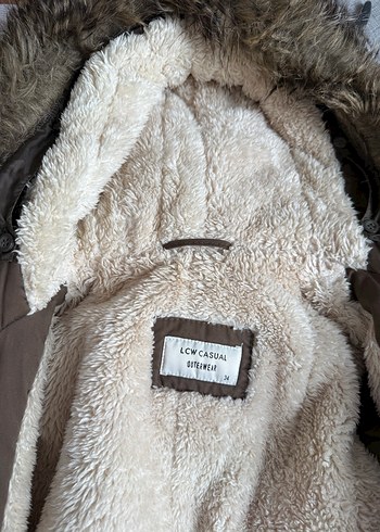 Kahverengi Suni Kürklü Şapkalı Kadın Mont - Görsel 6