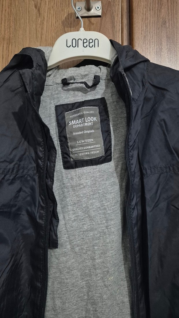 Gri Kapüşonlu Fermuarlı Erkek Yağmurluk - Görsel 4