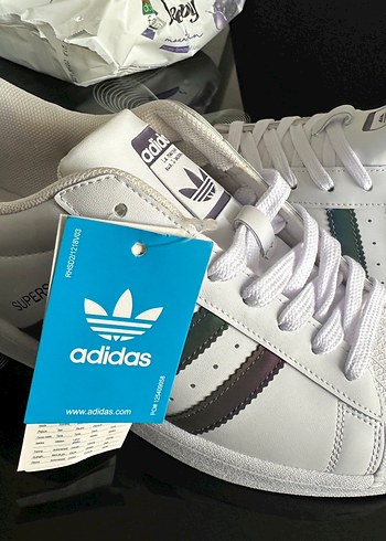 Beyaz Adidas Kadın Spor Ayakkabı - Görsel 4