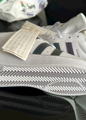 Beyaz Adidas Kadın Spor Ayakkabı - Görsel 2