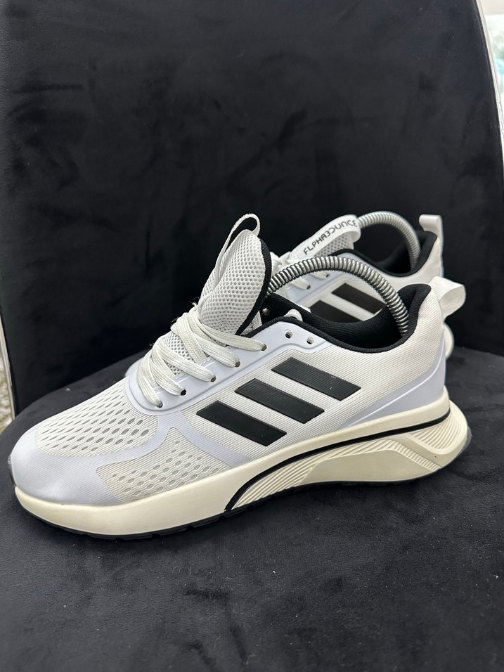 Gri Detaylı Beyaz Erkek Spor Ayakkabı - Görsel 5