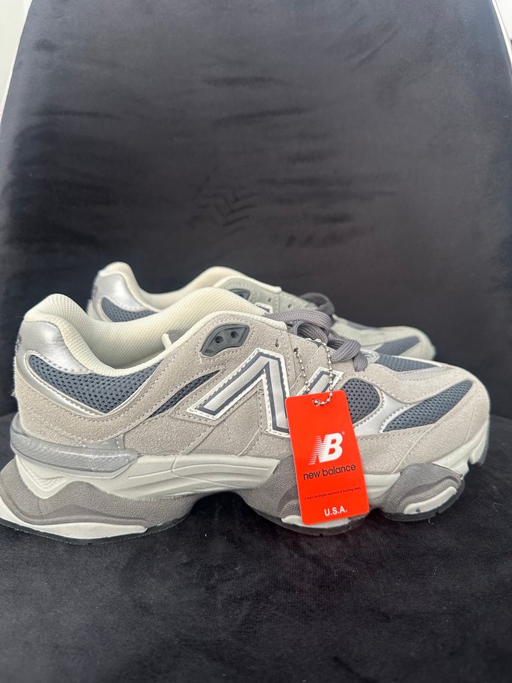 Gri New Balance Spor Ayakkabı - Görsel 4